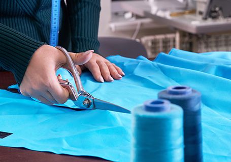 提供那些服務-拖鞋設(shè)計與生產(chǎn)